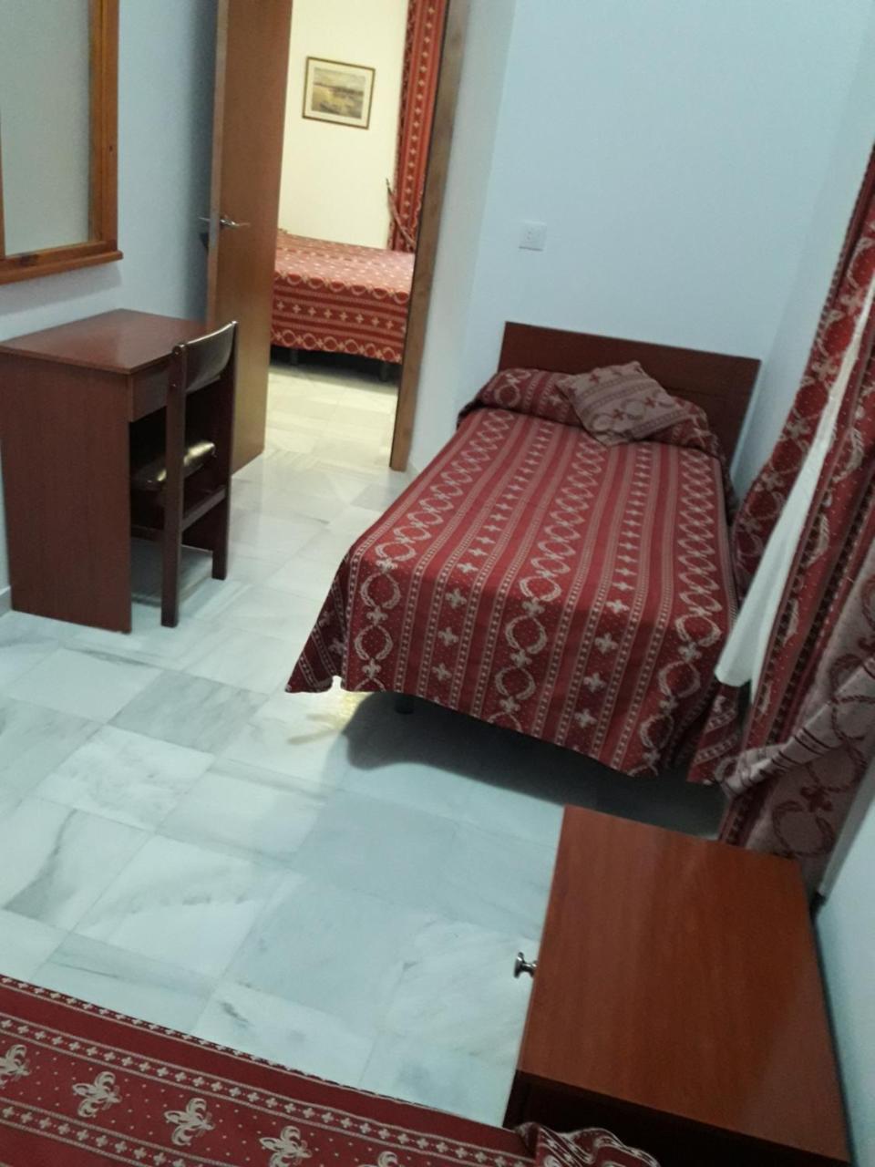 Hostal Centro Sol Cádiz Pokoj fotografie